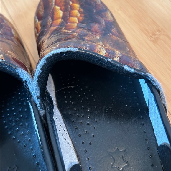 Dansko Patent Leather Slip On Clogs size Women’s
39, nurse clogs - Picture 6 of 8